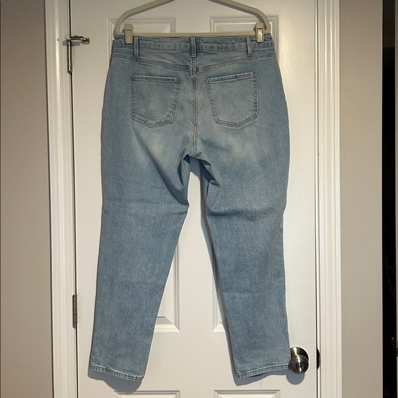 Time and Tru Mid-Rise Boyfriend Jeans Women's Size 12 - Picture 7 of 9
